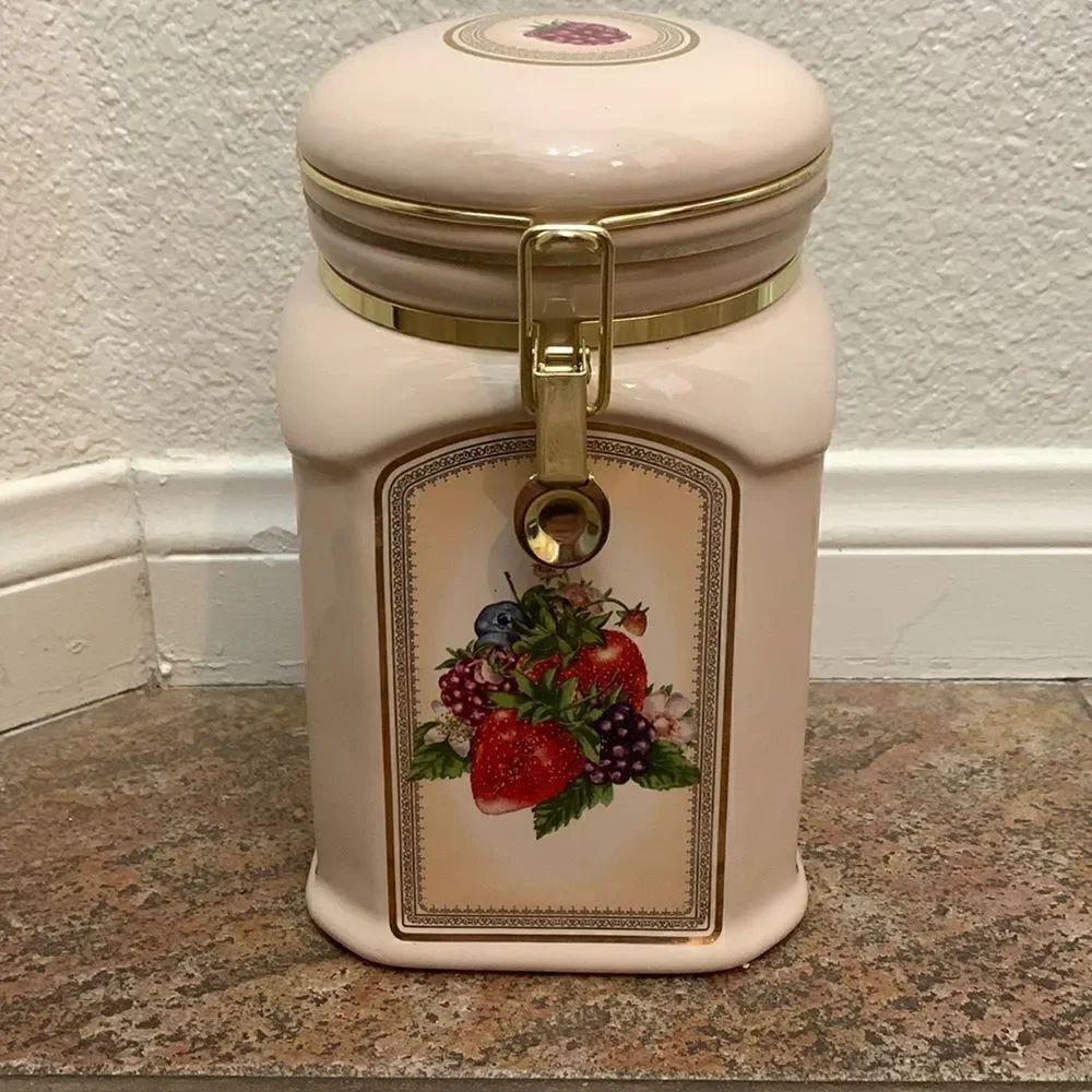 Knotts Berry Farm Foods Ceramic Canister Exclusive Secure Attached Lid Storage
